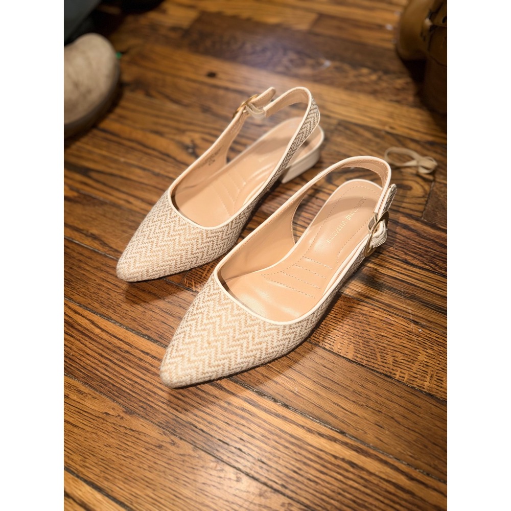 Adrienne Vittadini Papina Flats Women 9.5 Beige Good Woven Slingback Pointed Toe